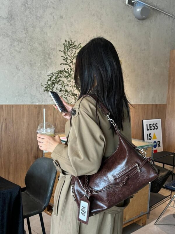 JR1722 HOBO - Gambar 2