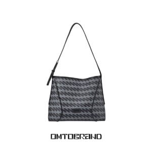 JR3762 Hobo
