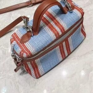 JR2770 Laurence & Sarfi